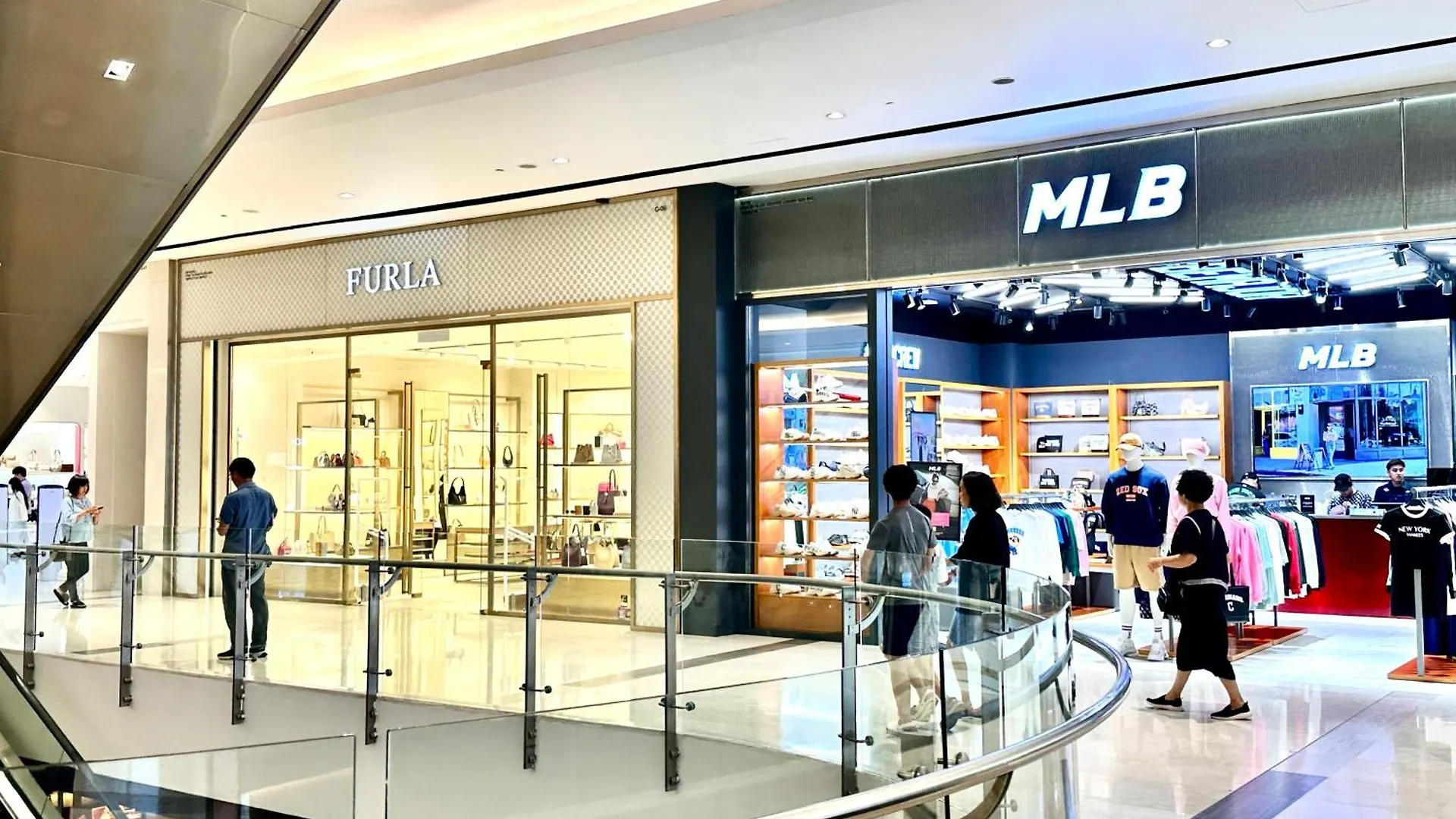 Mizu Homestay At Kk Times Square By R2 コタキナバル